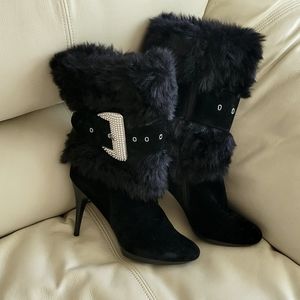 Blk Fur Boots!